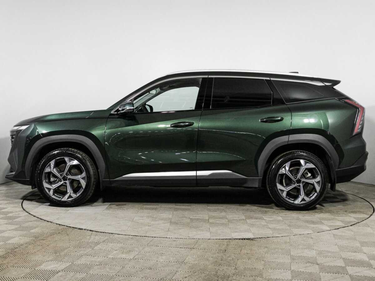 Geely Atlas с пробегом — 2024 год. Фото: #7