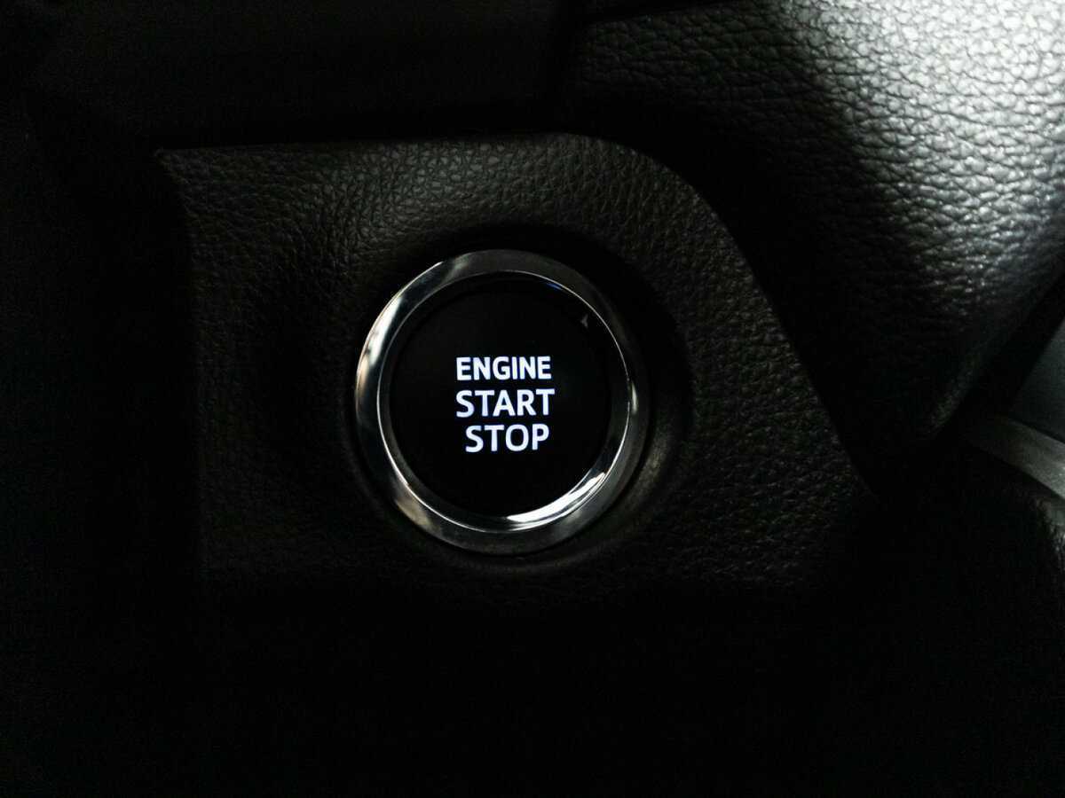 Toyota RAV4 с пробегом — 2021 год. Фото: #20