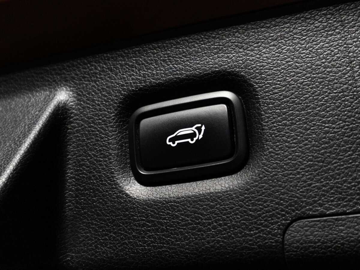 Hyundai Santa Fe с пробегом — 2019 год. Фото: #14