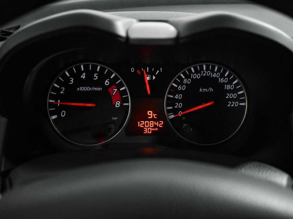 Nissan Note с пробегом — 2013 год. Фото: #18