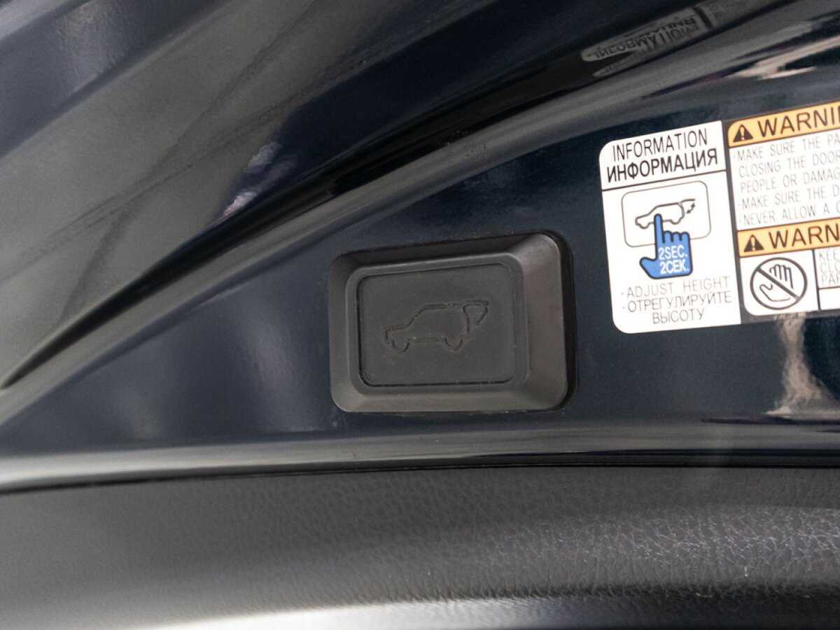 Toyota RAV4 с пробегом — 2019 год. Фото: #15