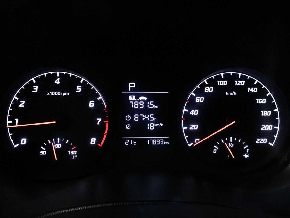 Hyundai Solaris с пробегом — 2021 год. Фото: #11