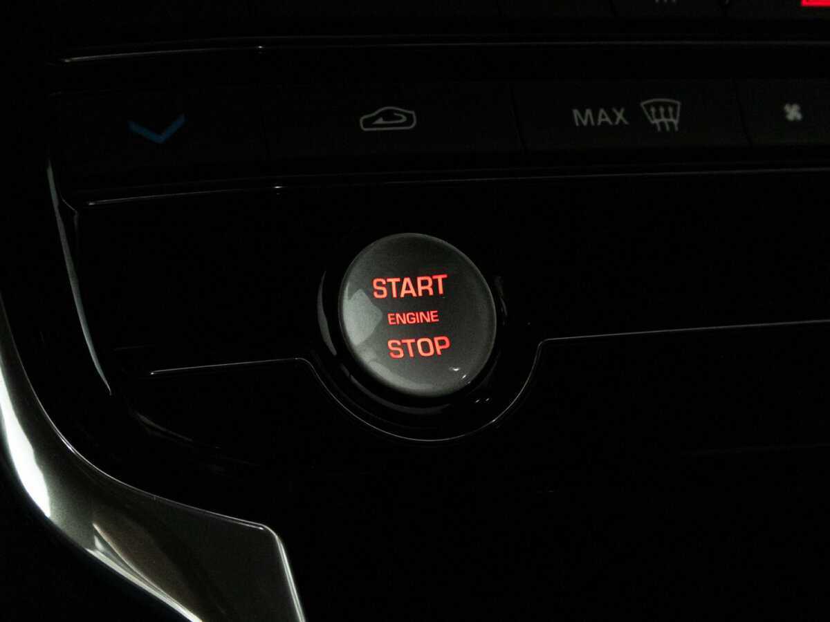 Jaguar XF с пробегом — 2016 год. Фото: #24