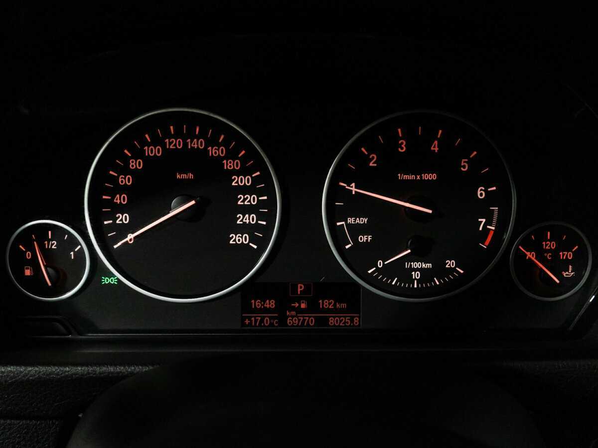 BMW 3 серии с пробегом — 2018 год. Фото: #11