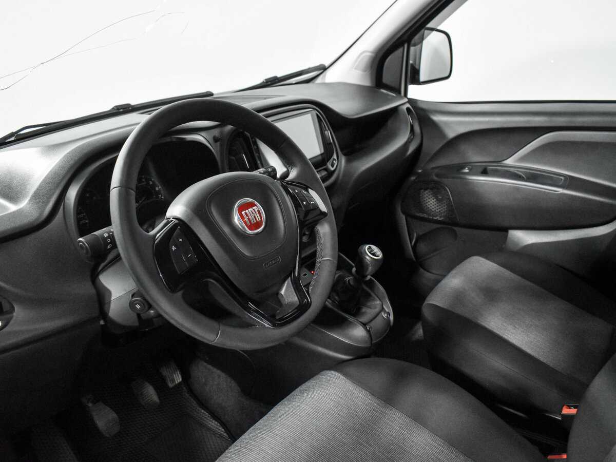 Fiat Doblo с пробегом — 2019 год. Фото: #8