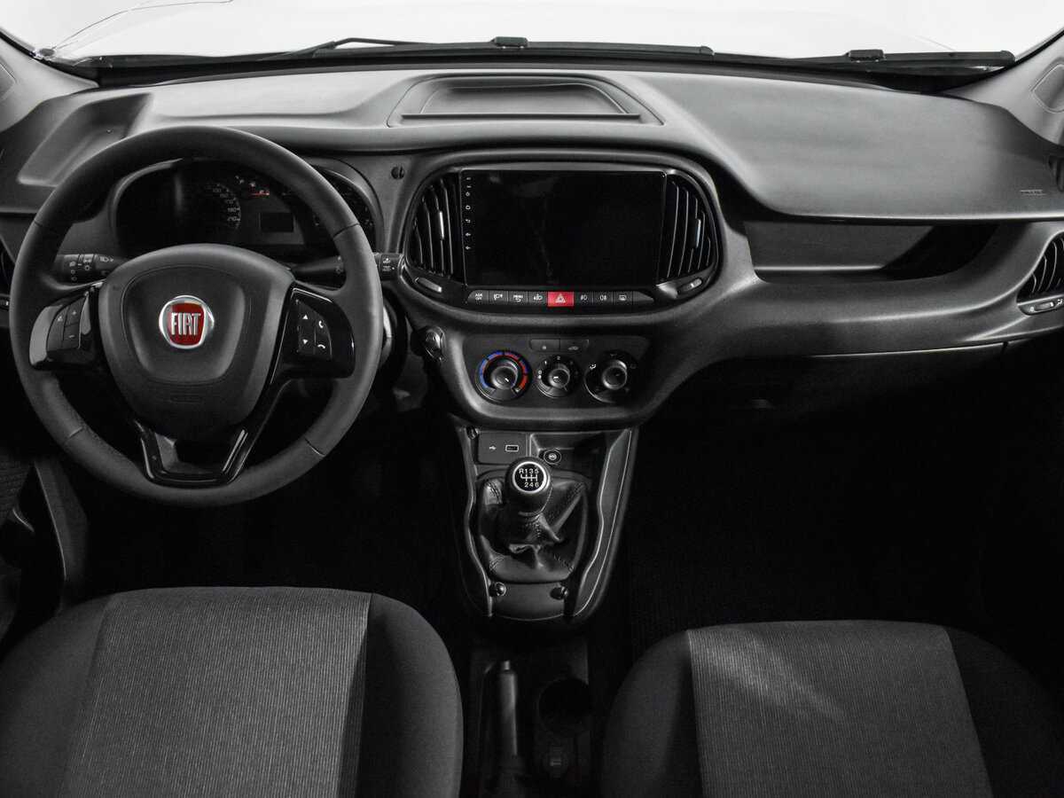 Fiat Doblo с пробегом — 2019 год. Фото: #11