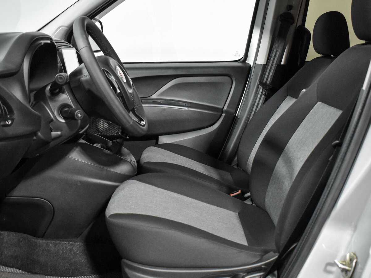 Fiat Doblo с пробегом — 2019 год. Фото: #17