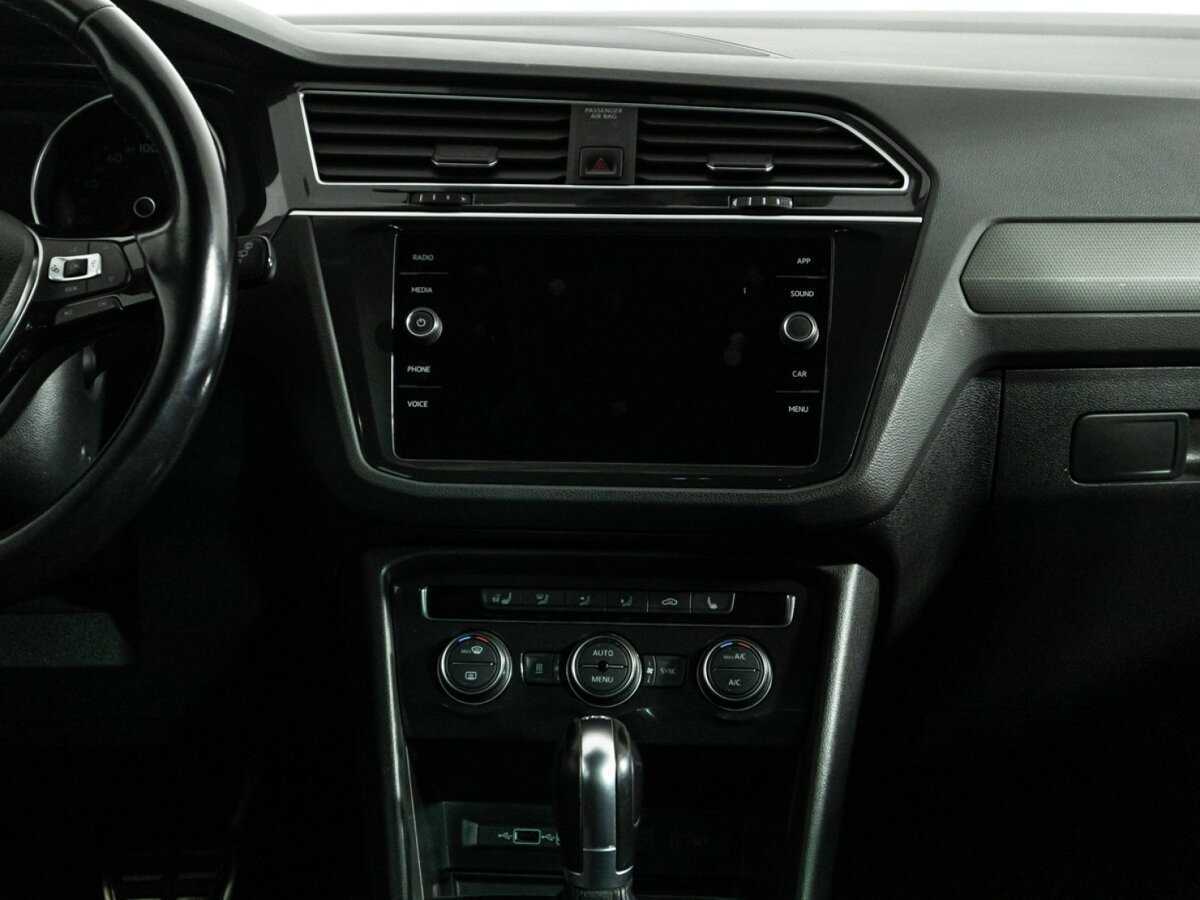 Volkswagen Tiguan с пробегом — 2018 год. Фото: #13