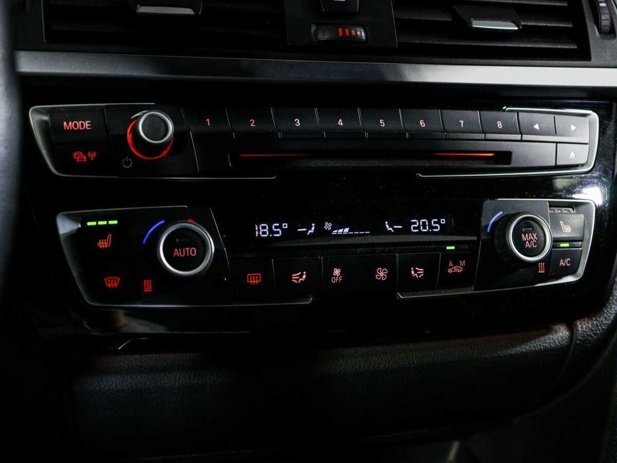 BMW 3 серии с пробегом — 2015 год. Фото: #18