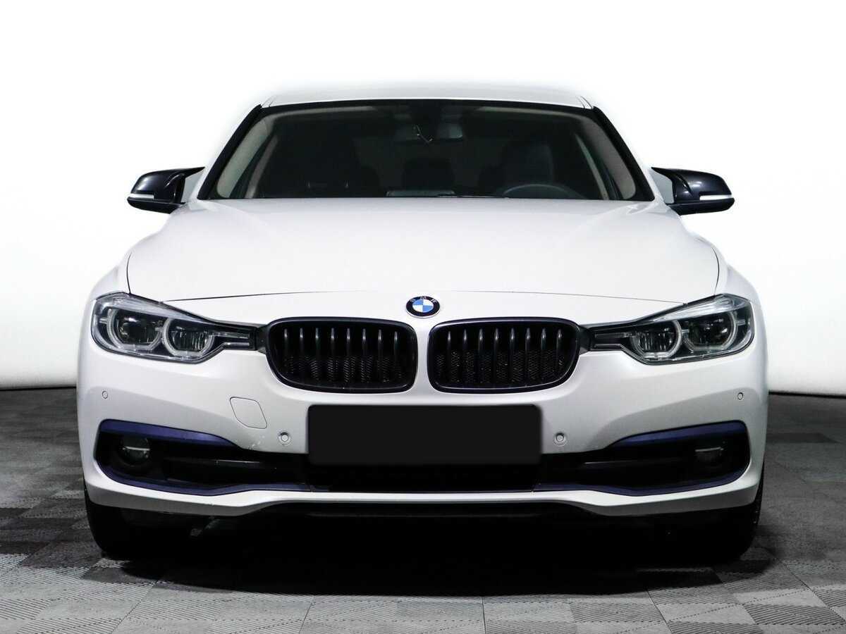 BMW 3 серии с пробегом — 2016 год. Фото: #1