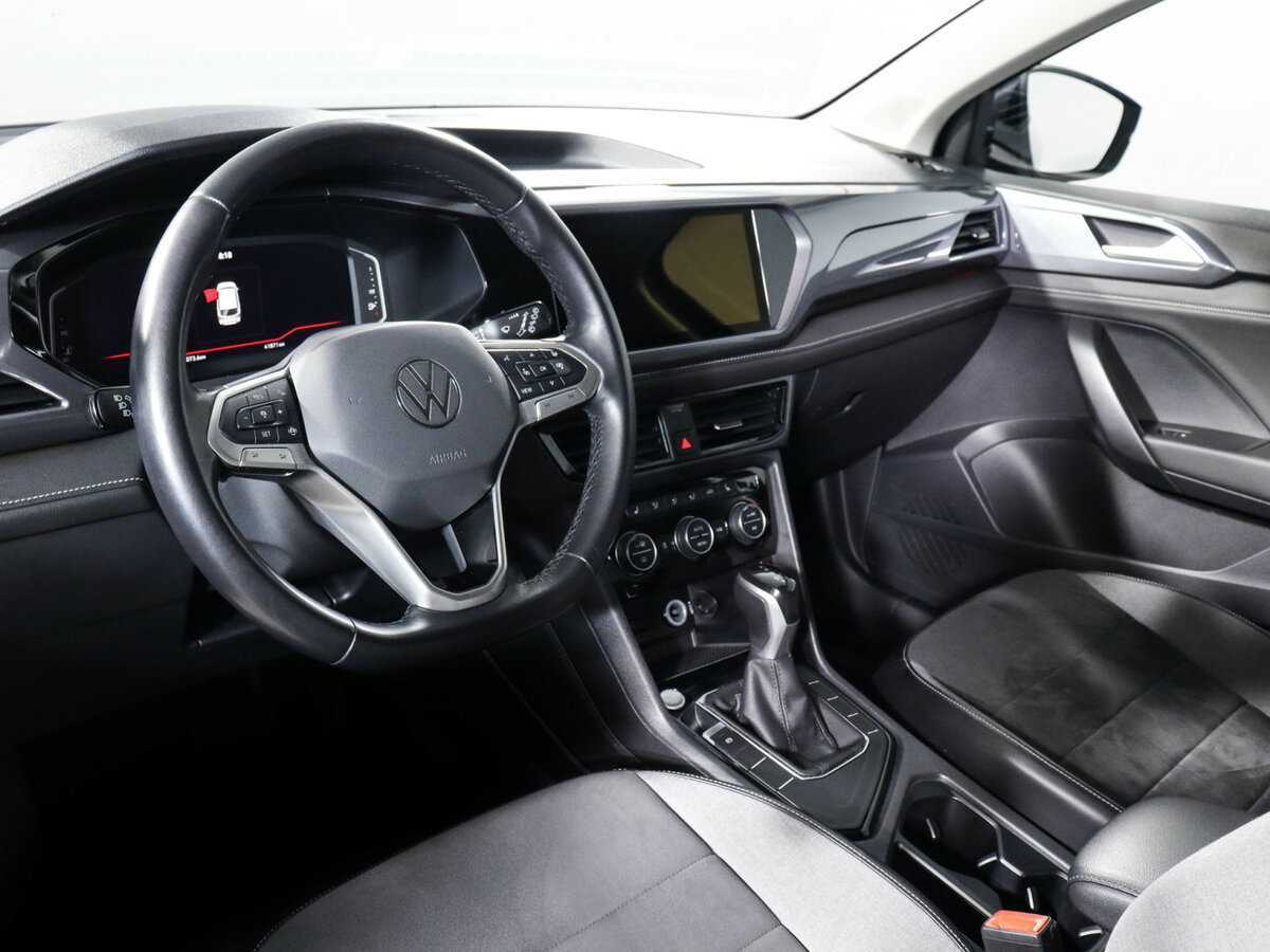 Volkswagen Taos с пробегом — 2021 год. Фото: #10