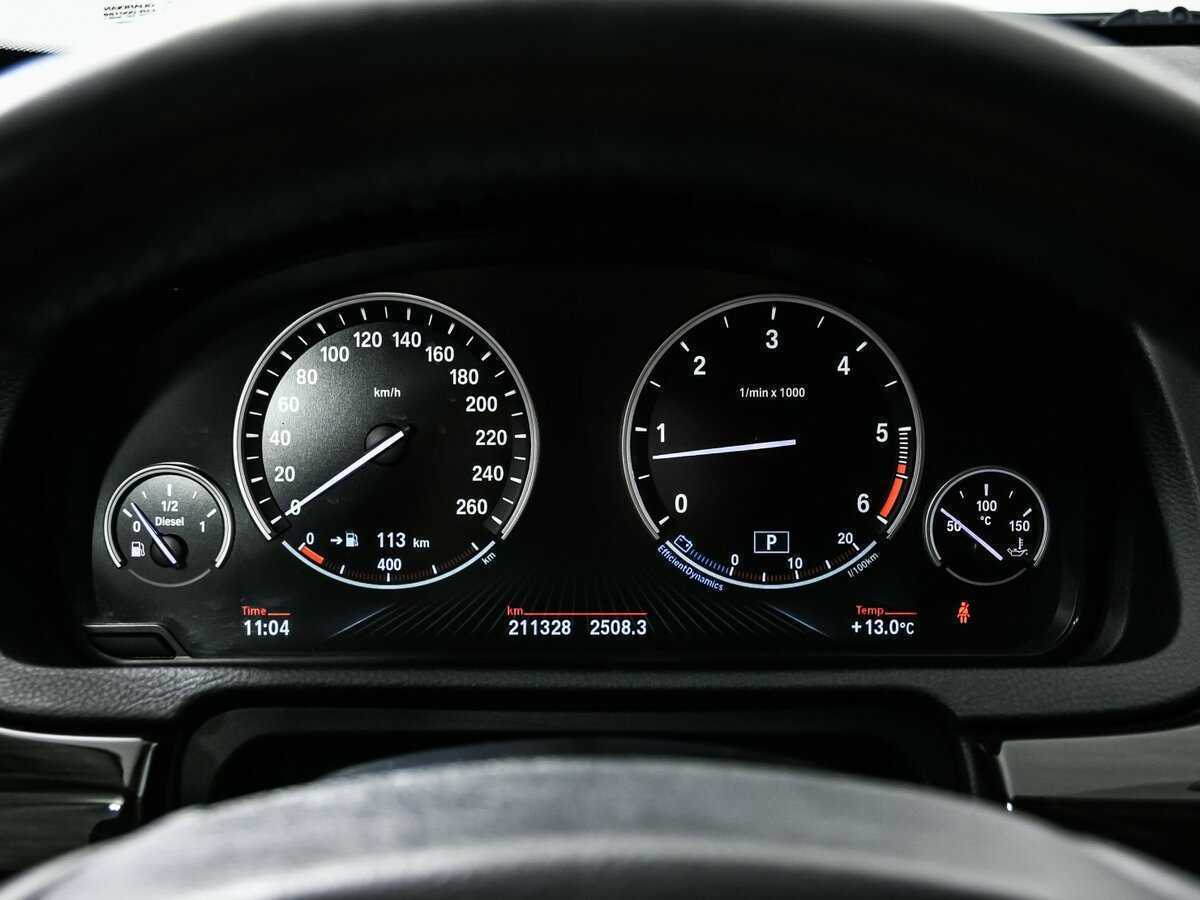 BMW 5 серии с пробегом — 2013 год. Фото: #9