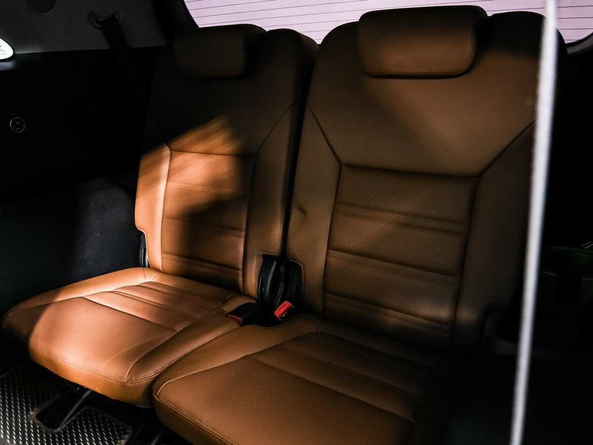 Kia Sorento с пробегом — 2018 год. Фото: #13
