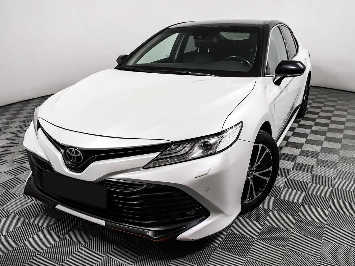 Toyota Camry с пробегом — 2020 год. Фото: #13
