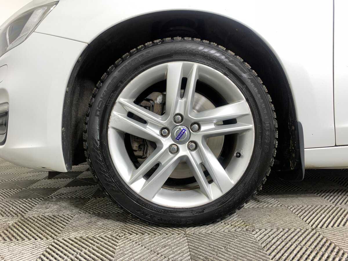 Volvo S60 с пробегом — 2013 год. Фото: #8