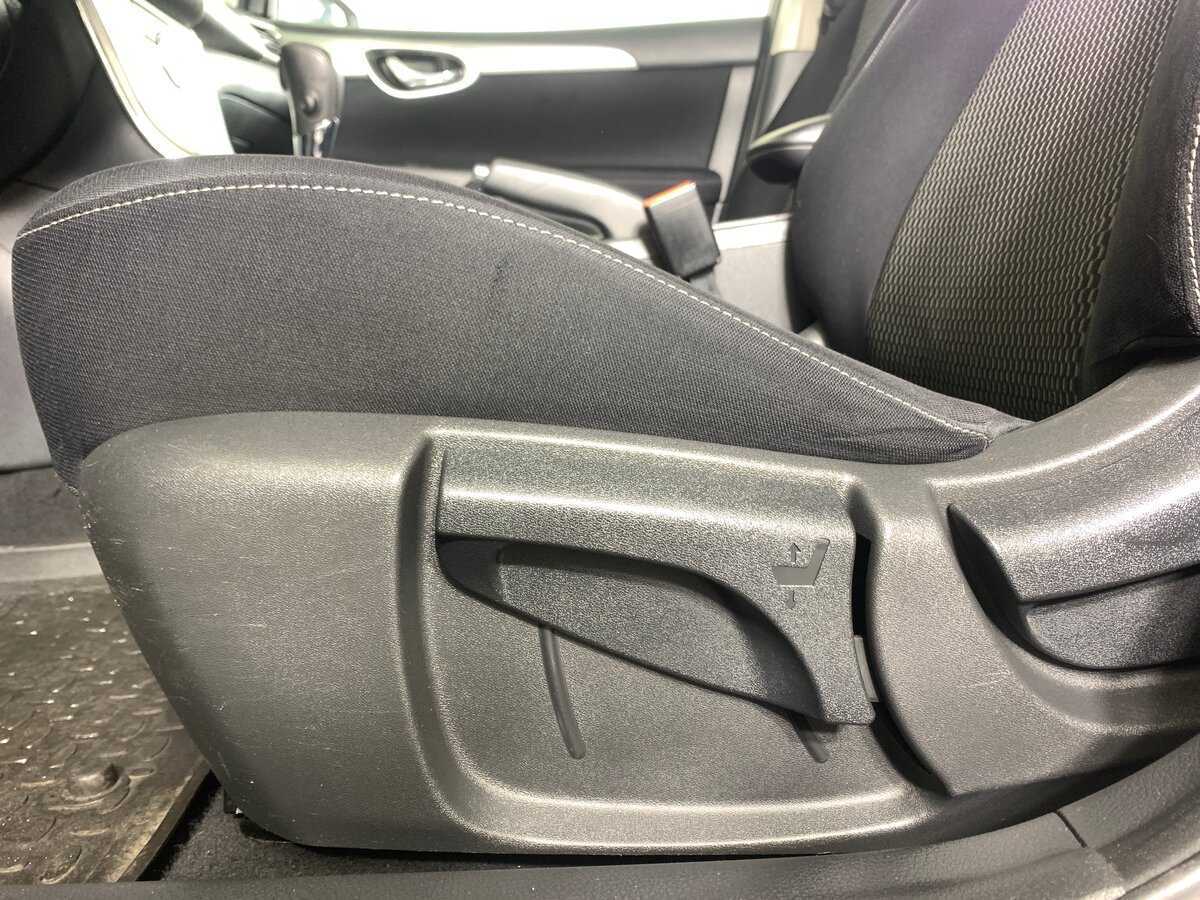 Nissan Tiida с пробегом — 2015 год. Фото: #16