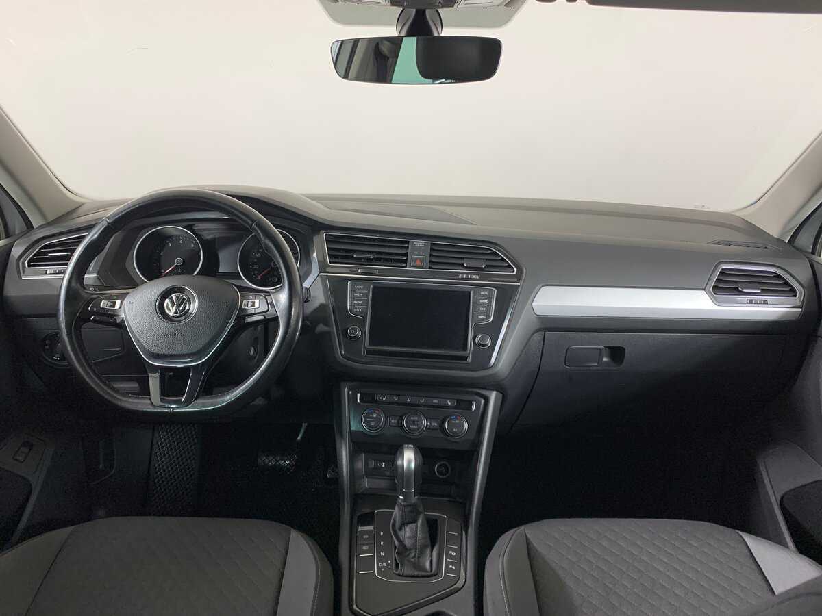 Volkswagen Tiguan с пробегом — 2017 год. Фото: #12