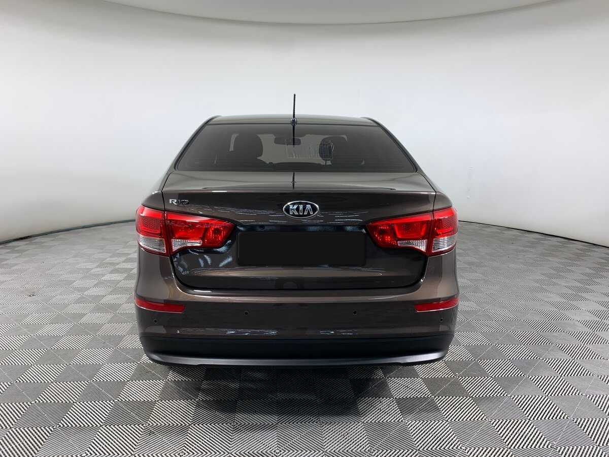 Kia Rio с пробегом — 2016 год. Фото: #5