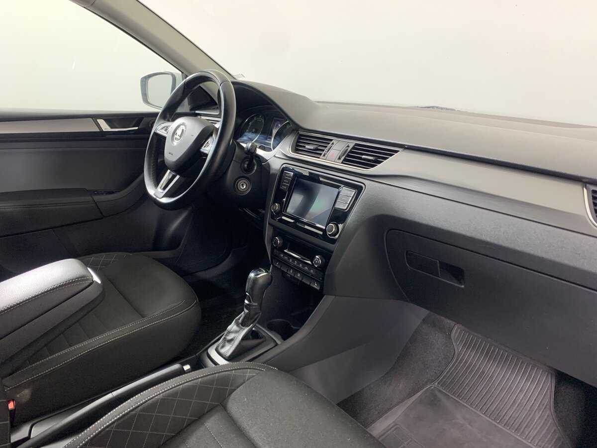 Skoda Rapid с пробегом — 2018 год. Фото: #13