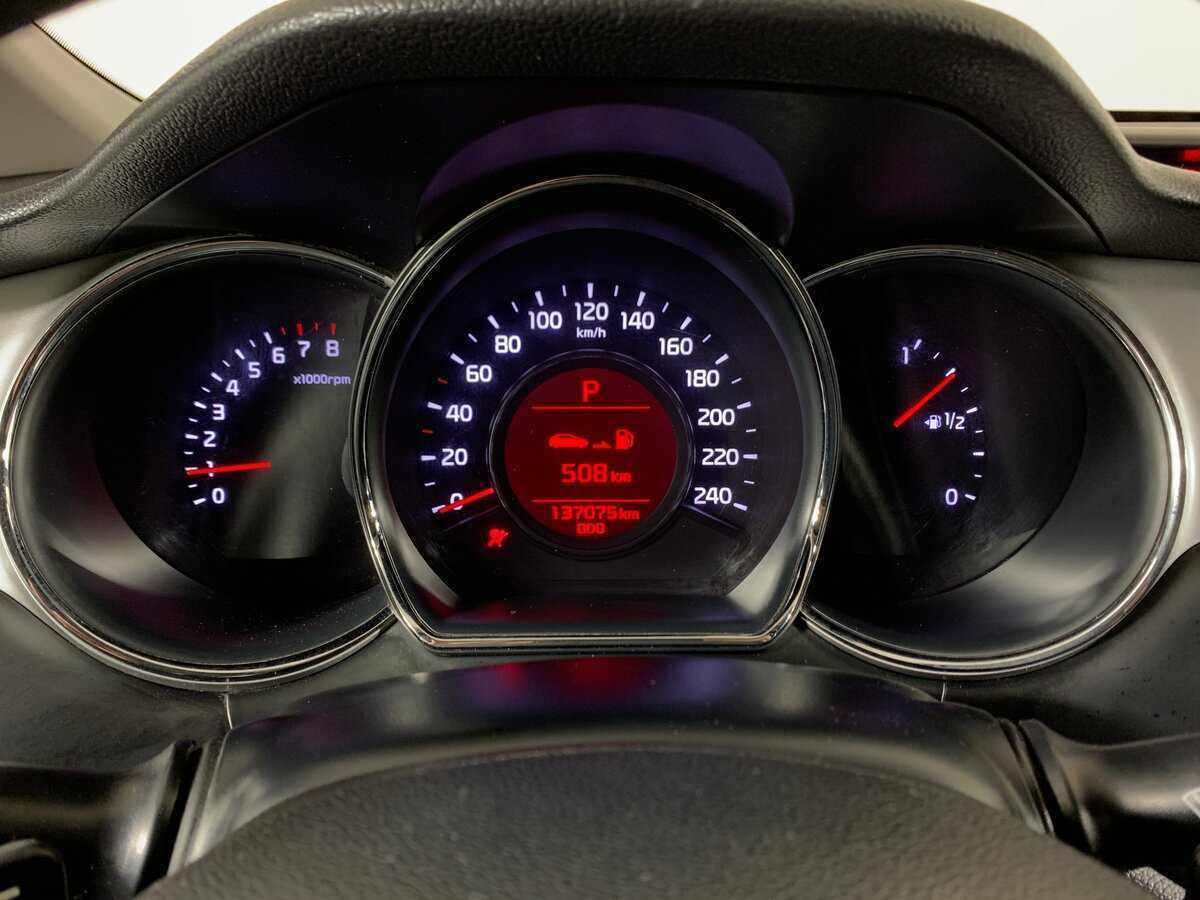 Kia Ceed с пробегом — 2014 год. Фото: #11