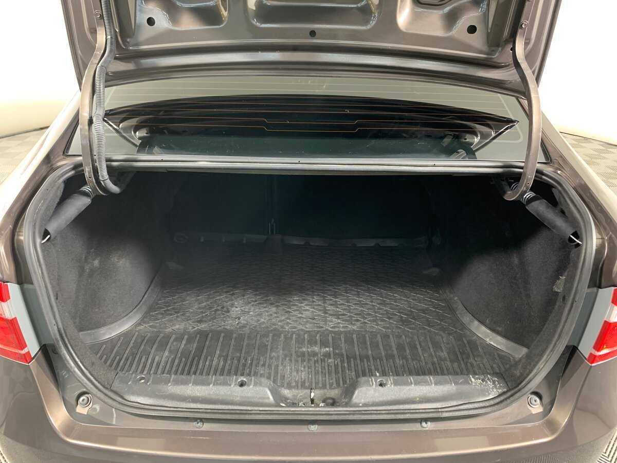 Lada (ВАЗ) Vesta с пробегом — 2021 год. Фото: #19