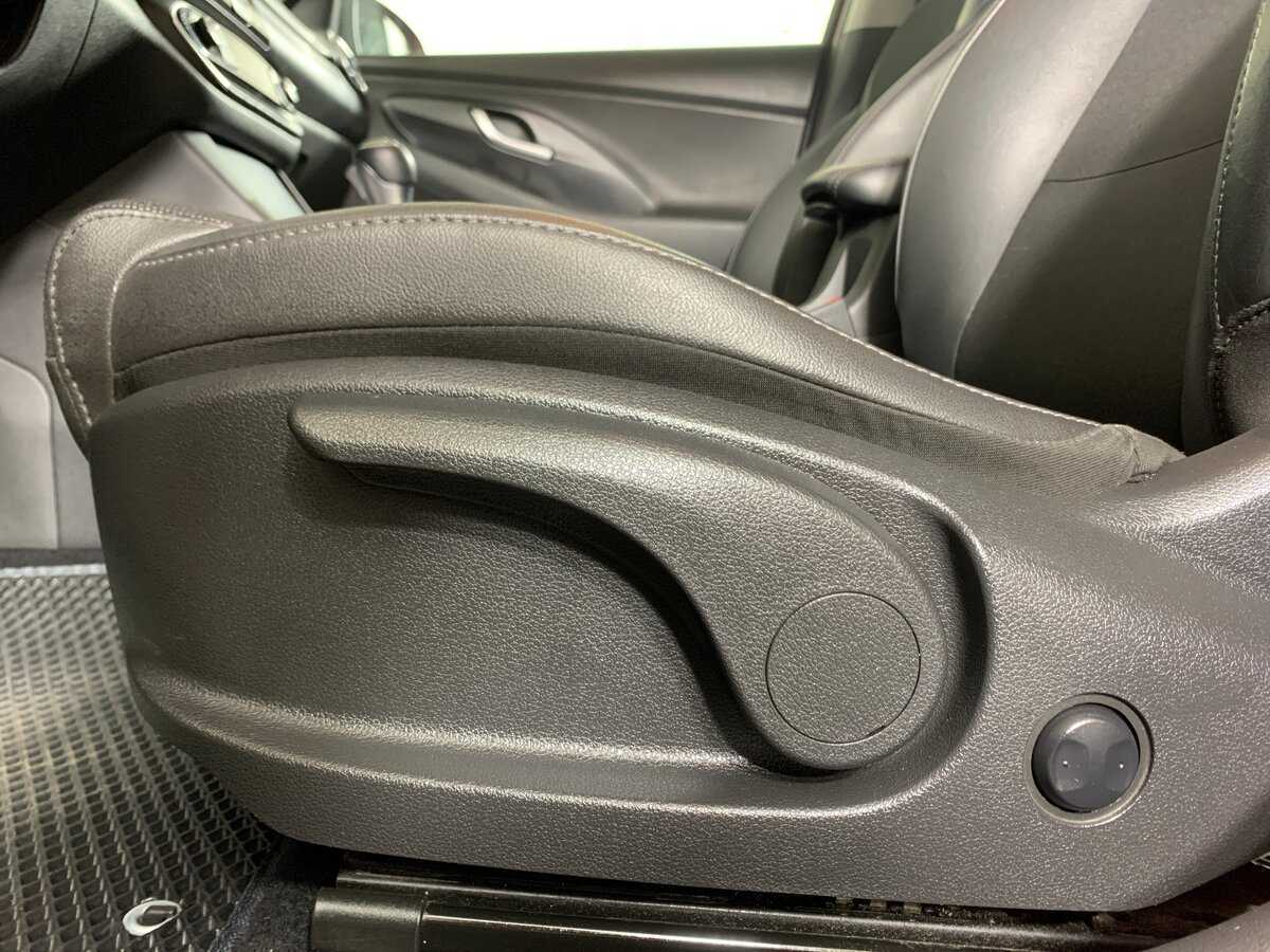 Hyundai i30 с пробегом — 2017 год. Фото: #16