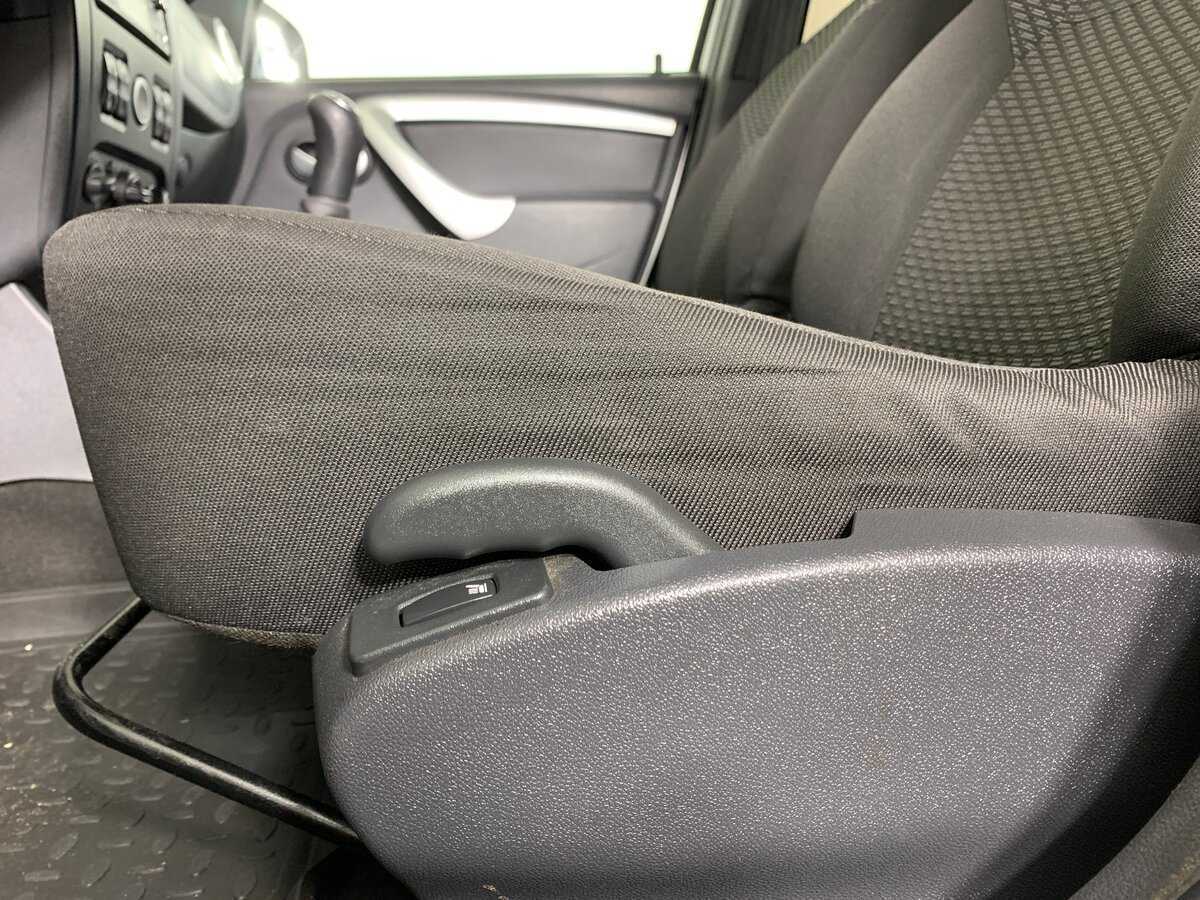 Lada (ВАЗ) Largus с пробегом — 2016 год. Фото: #15