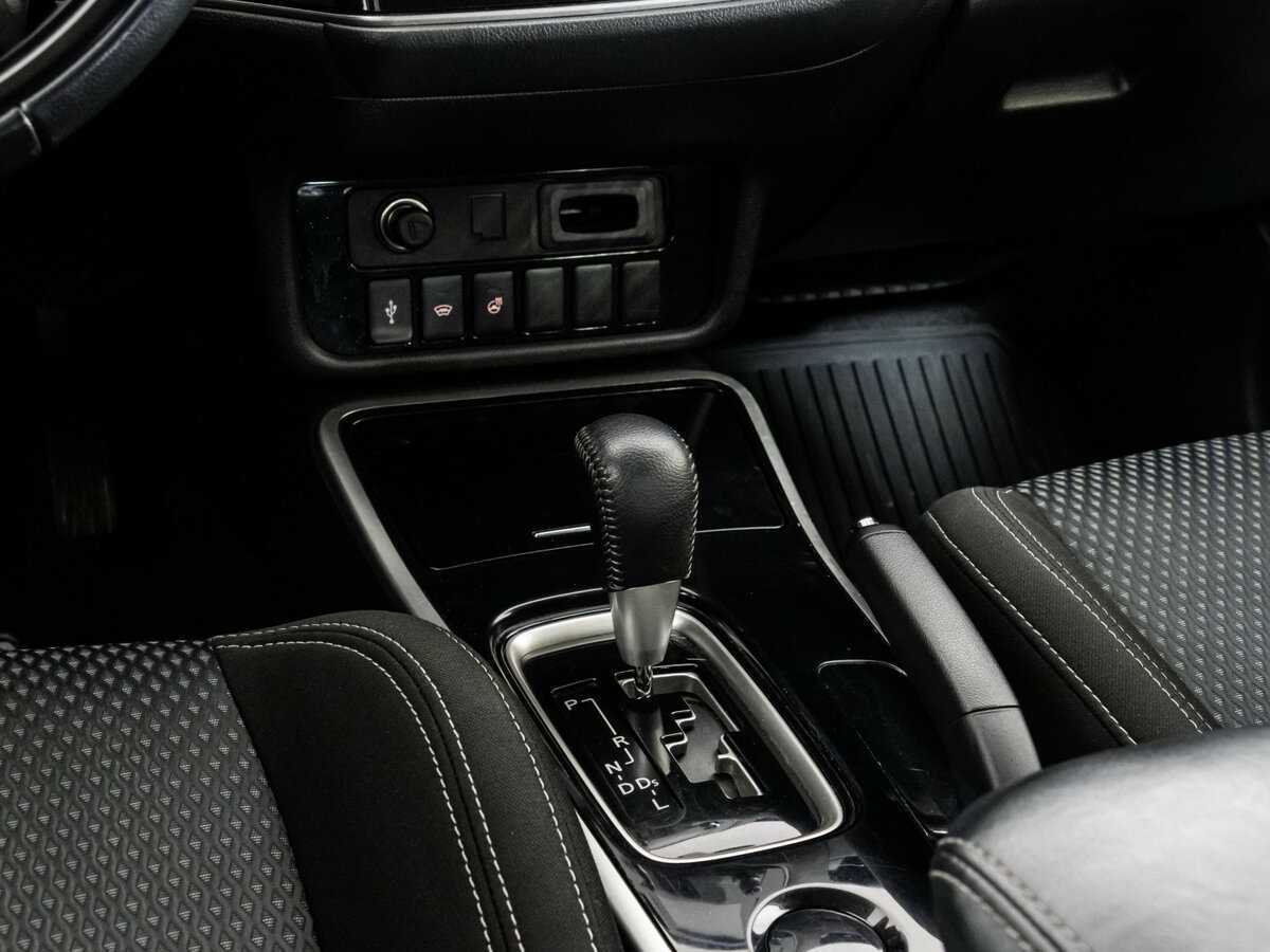 Mitsubishi Outlander с пробегом — 2020 год. Фото: #11