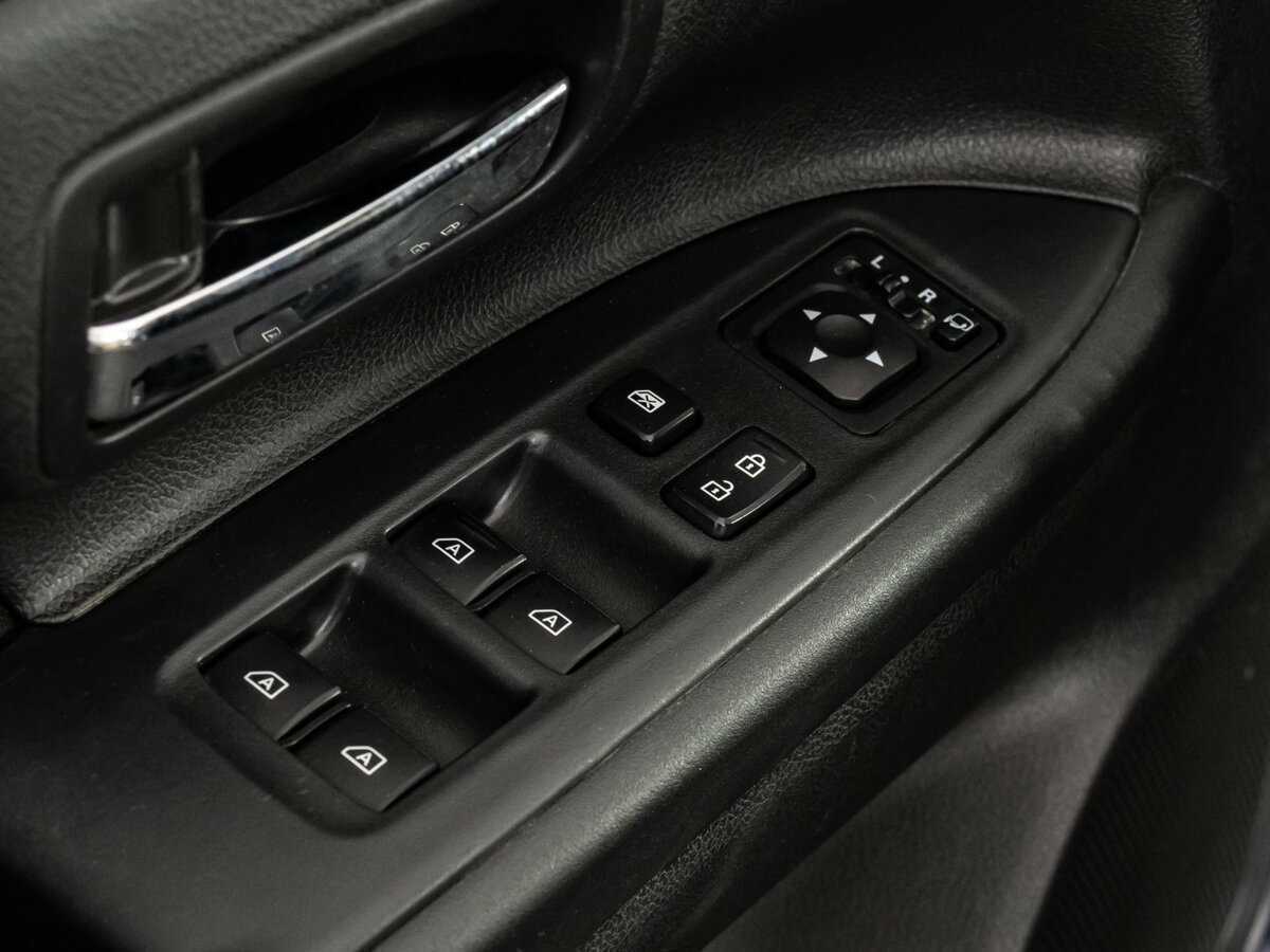 Mitsubishi Outlander с пробегом — 2020 год. Фото: #17