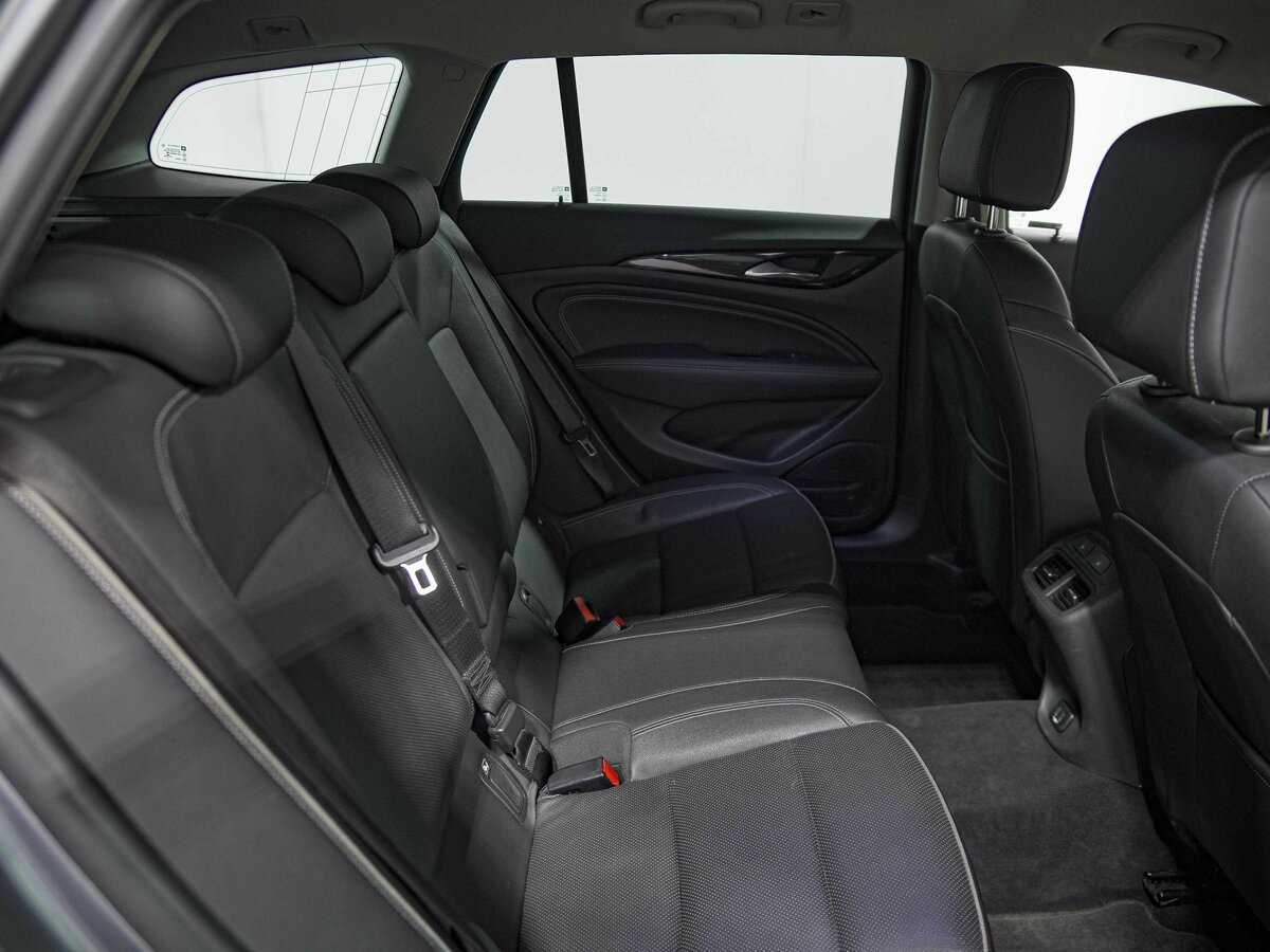 Opel Insignia с пробегом — 2018 год. Фото: #15