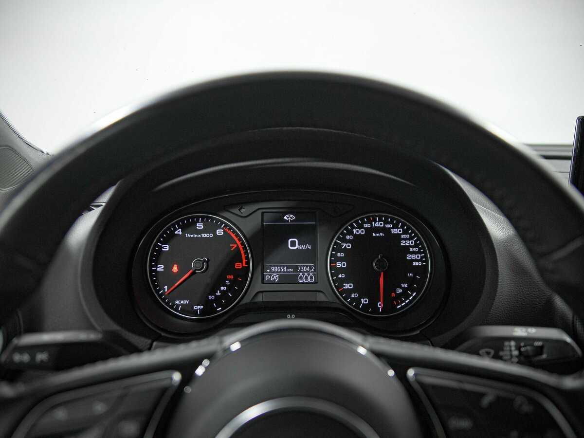 Audi A3 с пробегом — 2018 год. Фото: #5