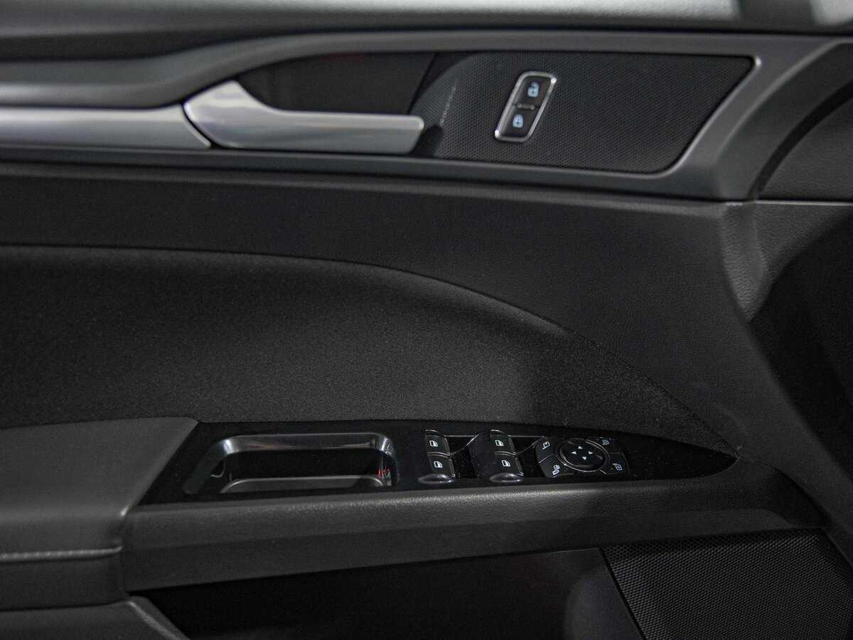 Ford Mondeo с пробегом — 2016 год. Фото: #11