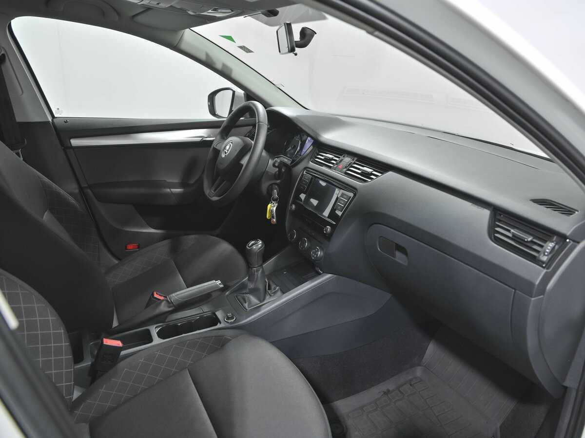 Skoda Octavia с пробегом — 2018 год. Фото: #11