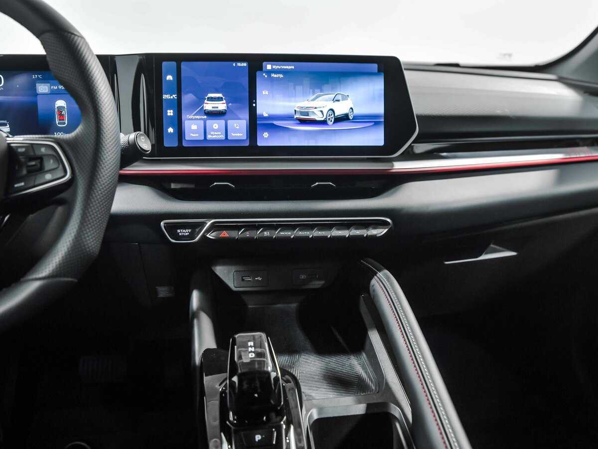 Geely Coolray с пробегом — 2023 год. Фото: #9