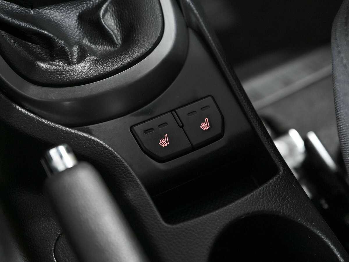 Kia Rio с пробегом — 2012 год. Фото: #9