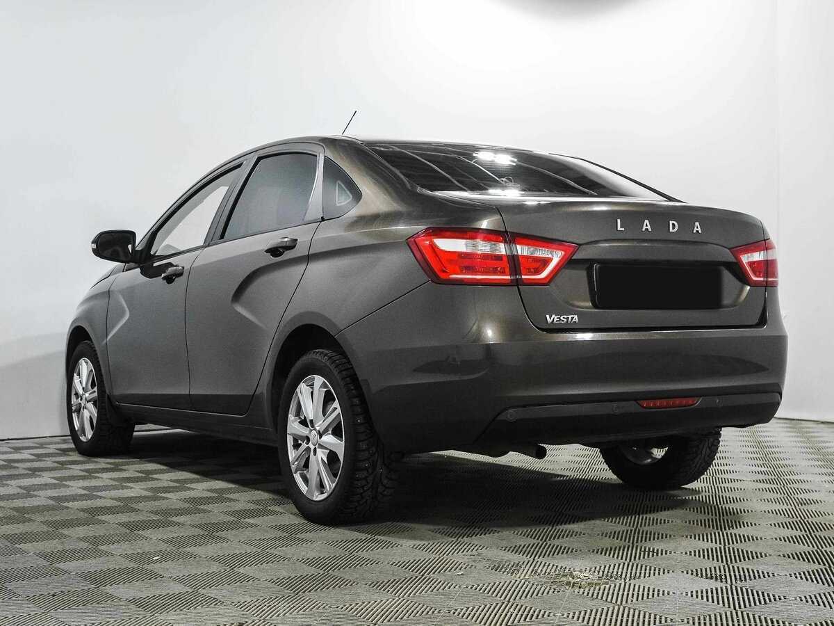 Lada (ВАЗ) Vesta с пробегом — 2019 год. Фото: #5