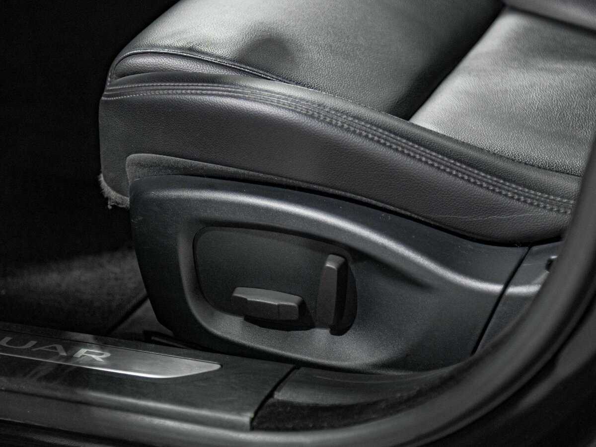 Jaguar XF с пробегом — 2017 год. Фото: #16