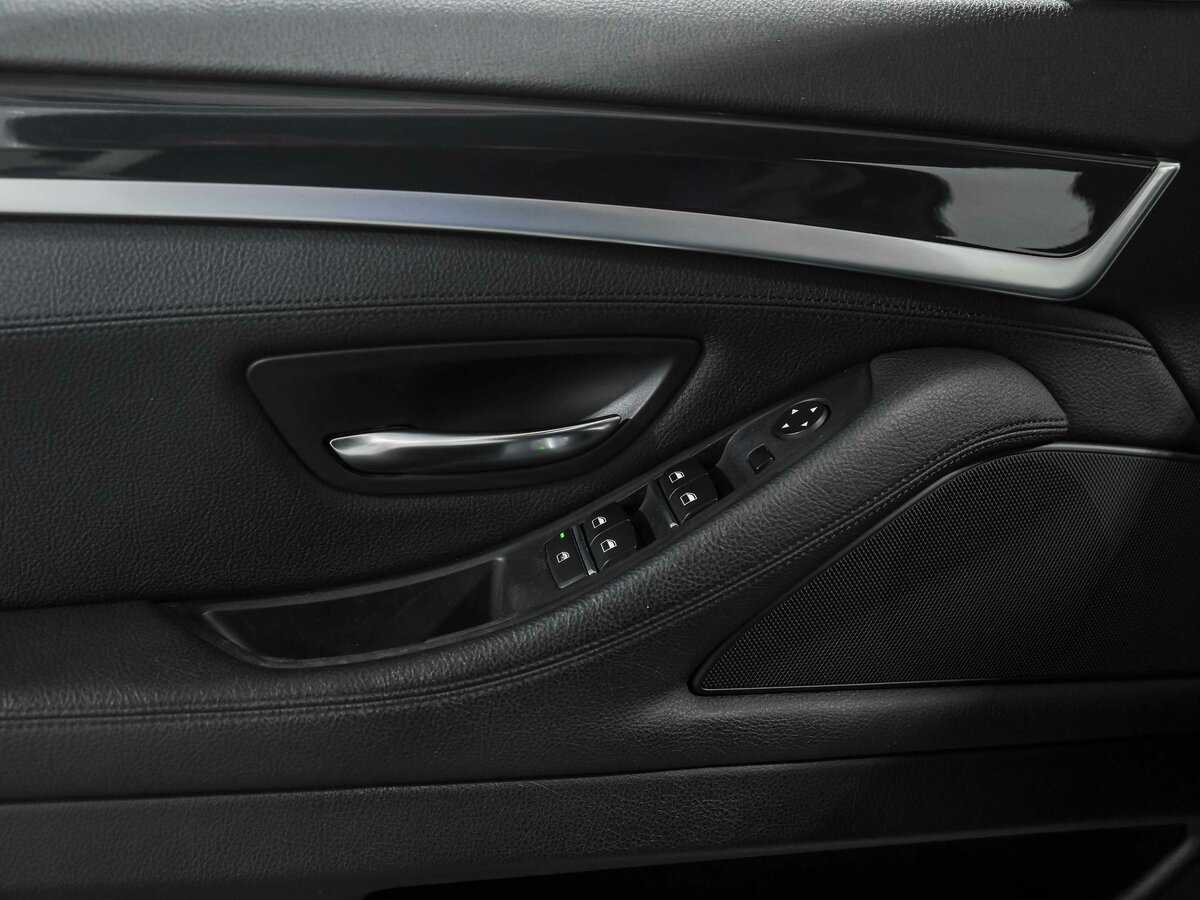 BMW 5 серии с пробегом — 2013 год. Фото: #11