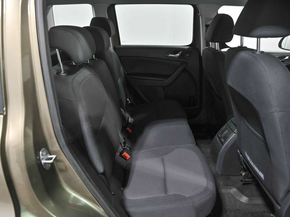 Skoda Yeti с пробегом — 2012 год. Фото: #15