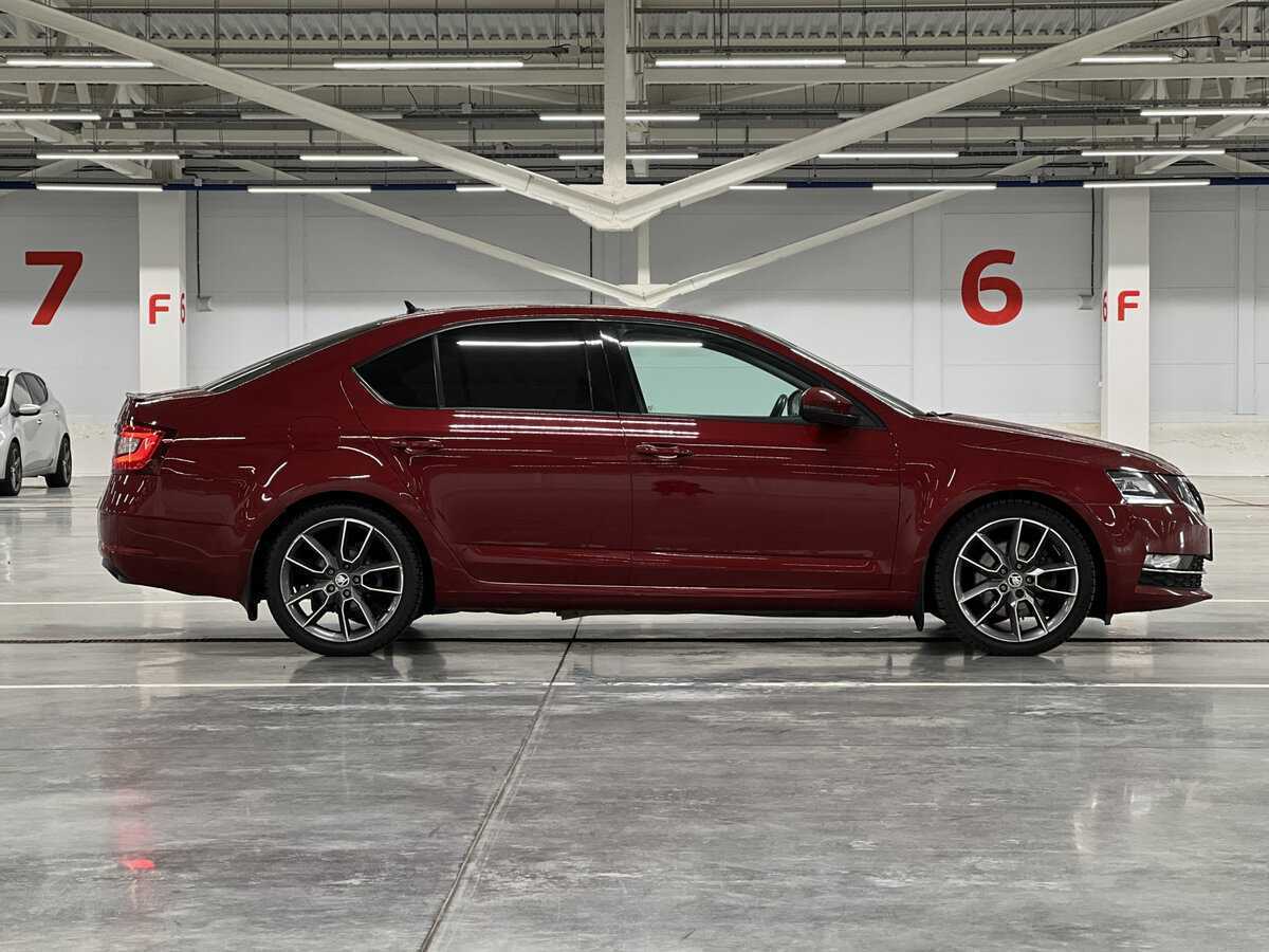 Skoda Octavia с пробегом — 2017 год. Фото: #3