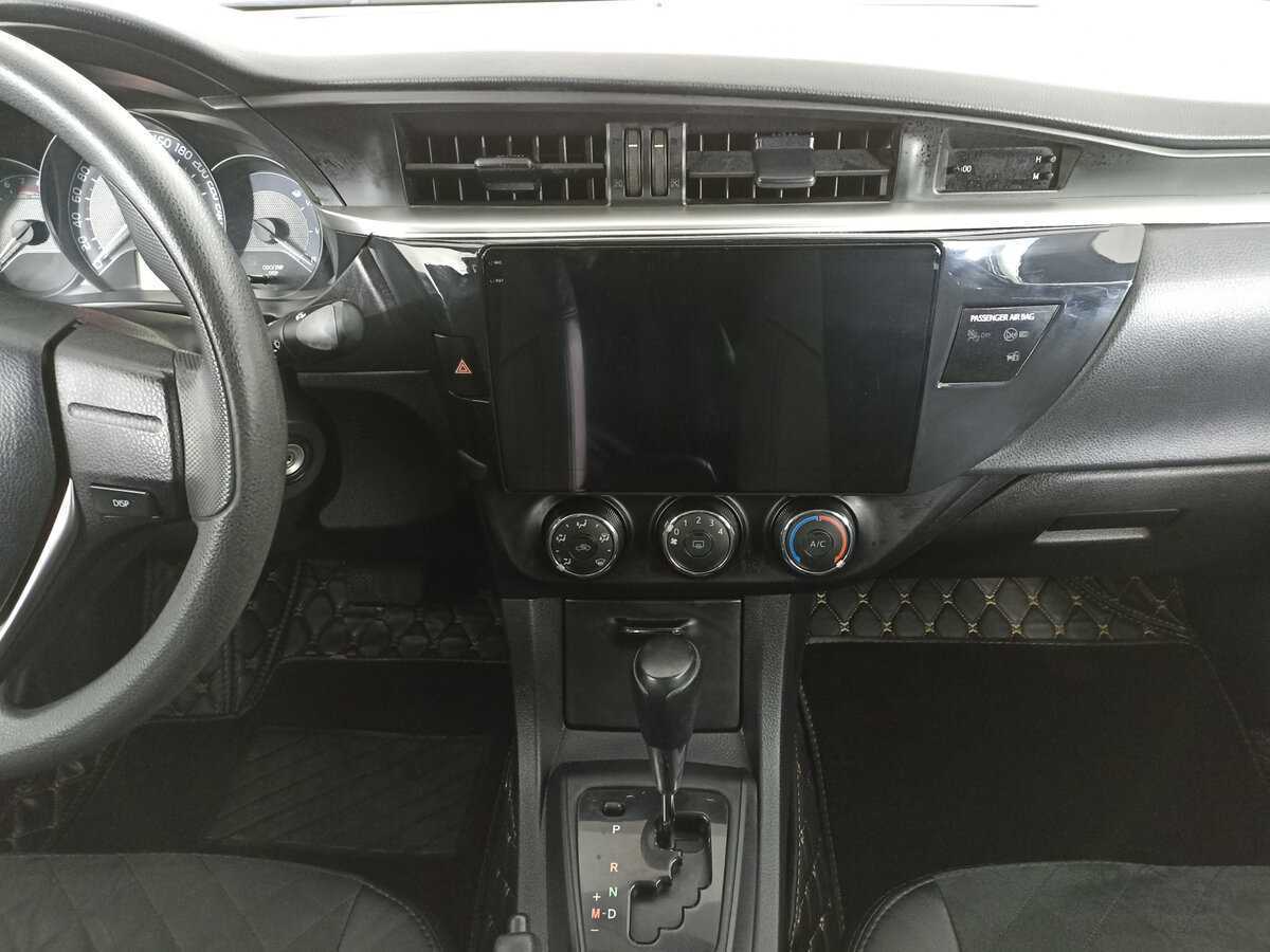 Toyota Corolla с пробегом — 2016 год. Фото: #14