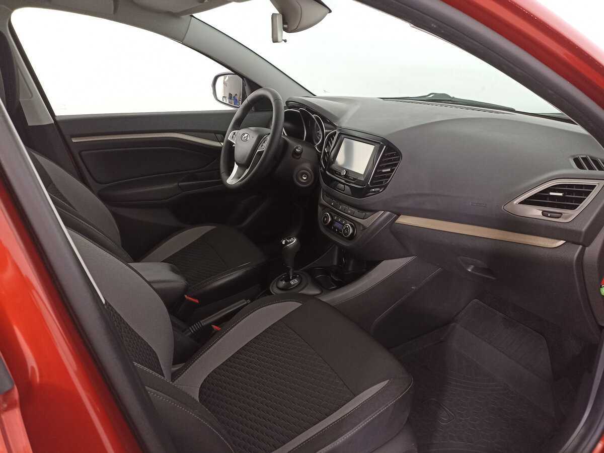 Lada (ВАЗ) Vesta с пробегом — 2019 год. Фото: #10