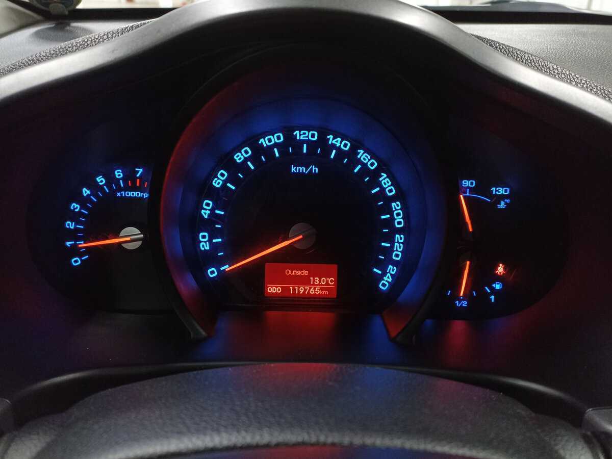 Kia Sportage с пробегом — 2013 год. Фото: #12