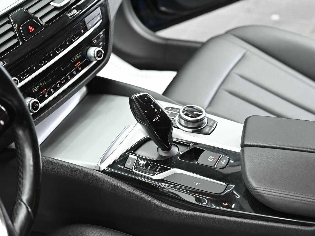 BMW 5 серии с пробегом — 2017 год. Фото: #11