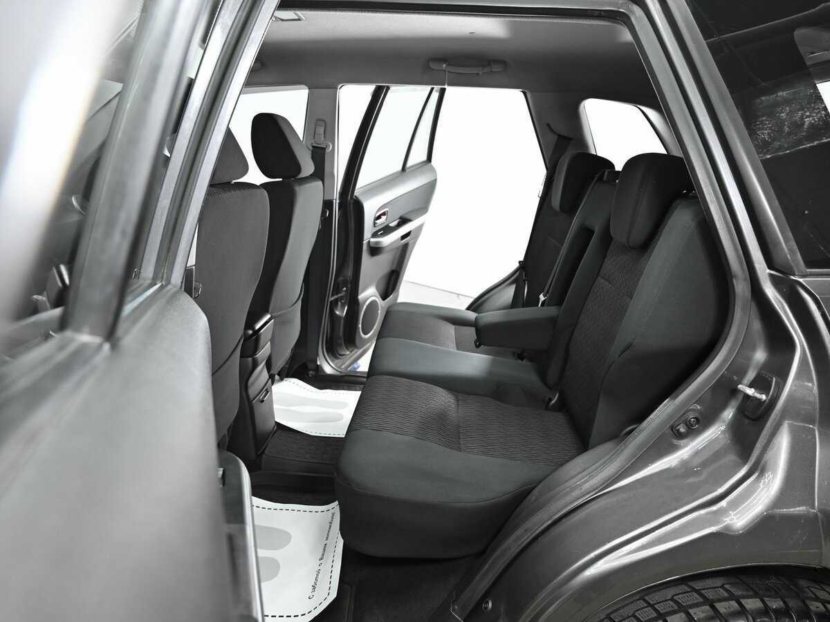 Suzuki Grand Vitara с пробегом — 2013 год. Фото: #8