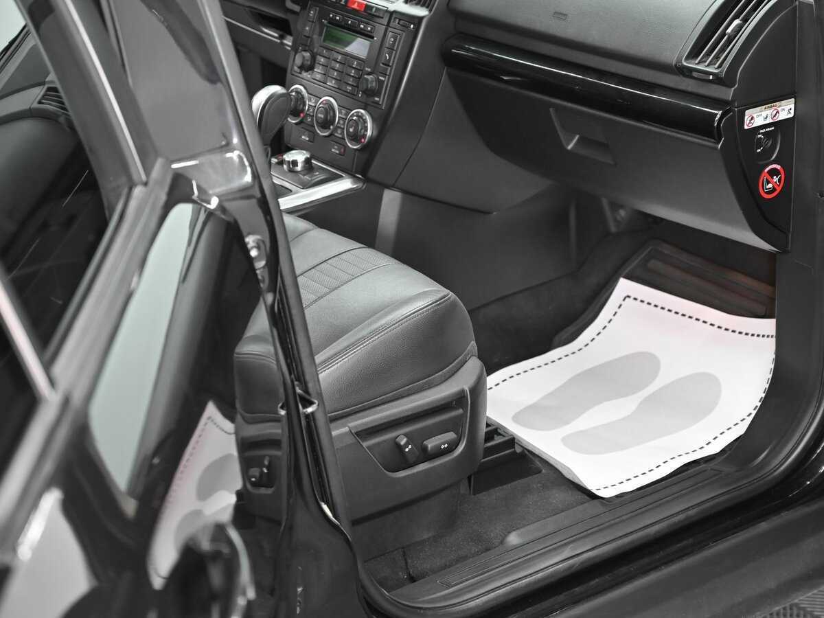 Land Rover Freelander с пробегом — 2012 год. Фото: #10