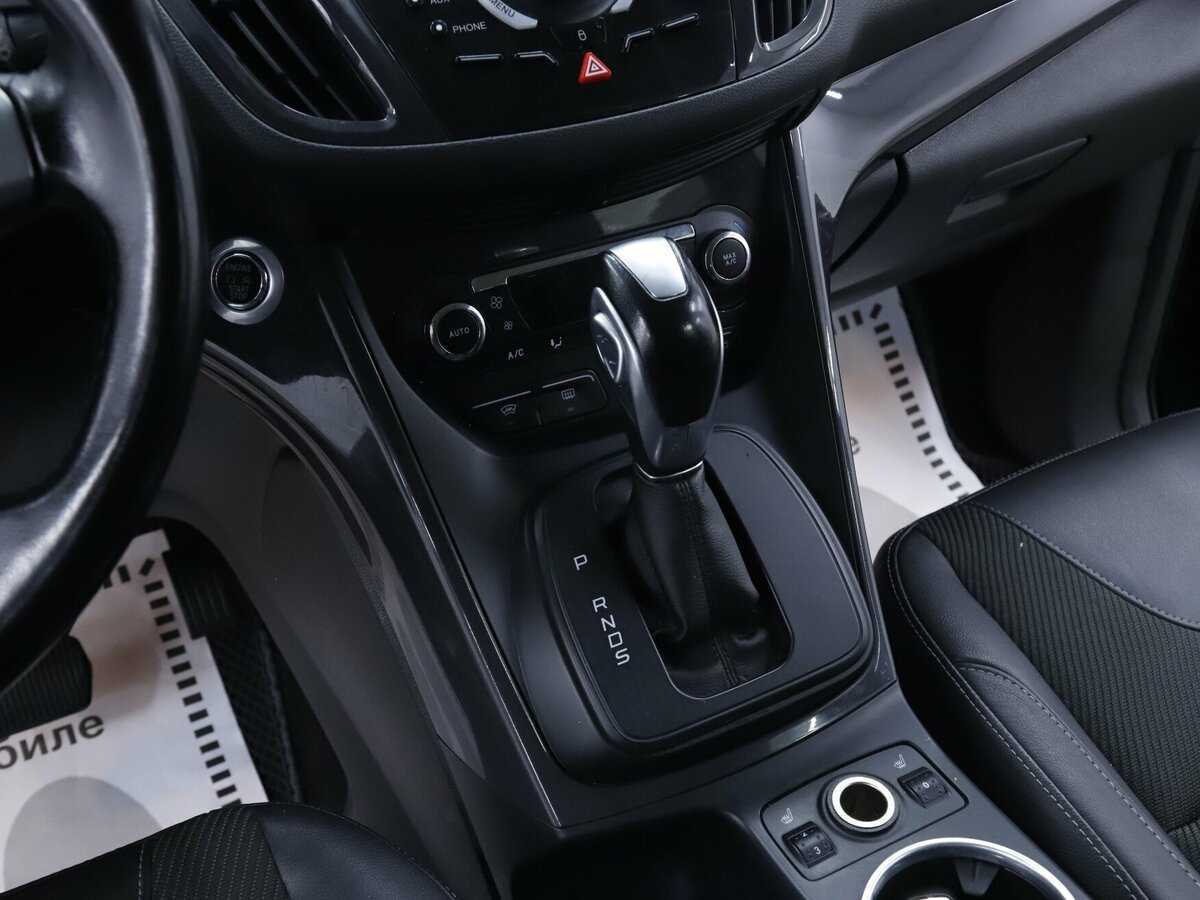 Ford Kuga с пробегом — 2015 год. Фото: #14