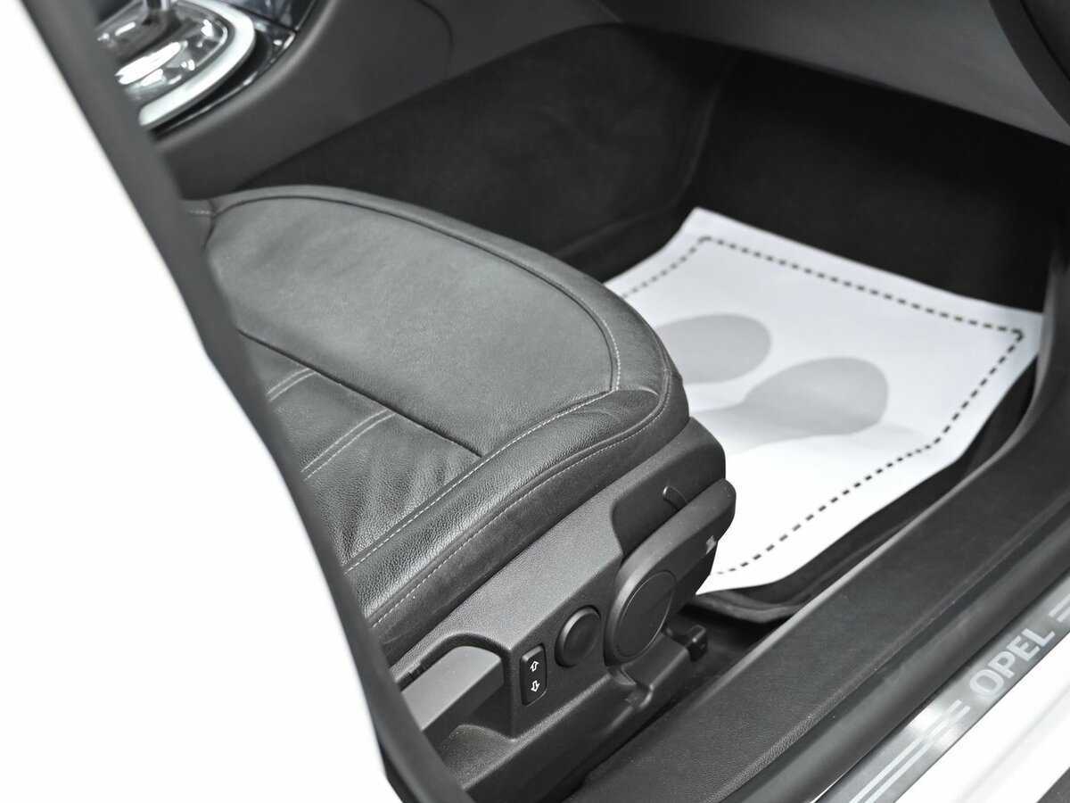 Opel Insignia с пробегом — 2014 год. Фото: #15