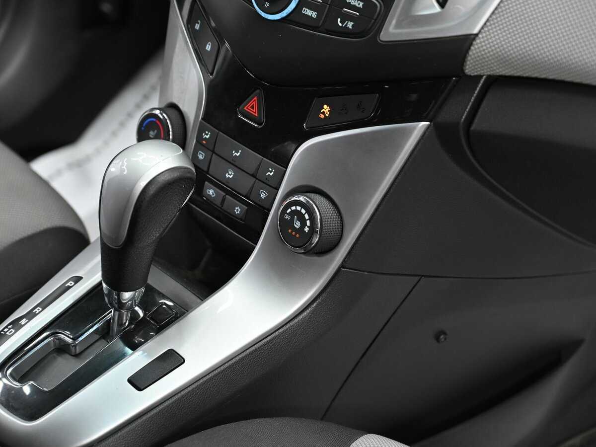 Chevrolet Cruze с пробегом — 2013 год. Фото: #10