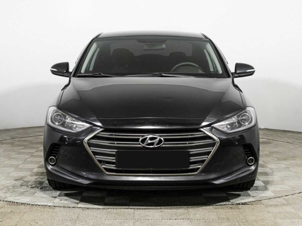 Hyundai Elantra с пробегом — 2017 год. Фото: #1
